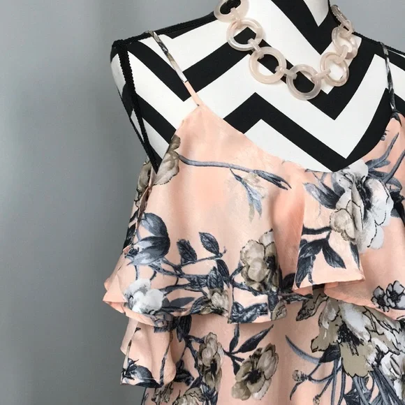 Peach Color, Cold Shoulder Floral Dress - Picture 5 of 8